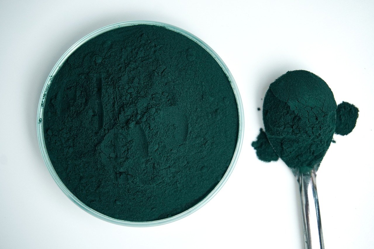 How Many Grams in a Cup of Spirulina powder?